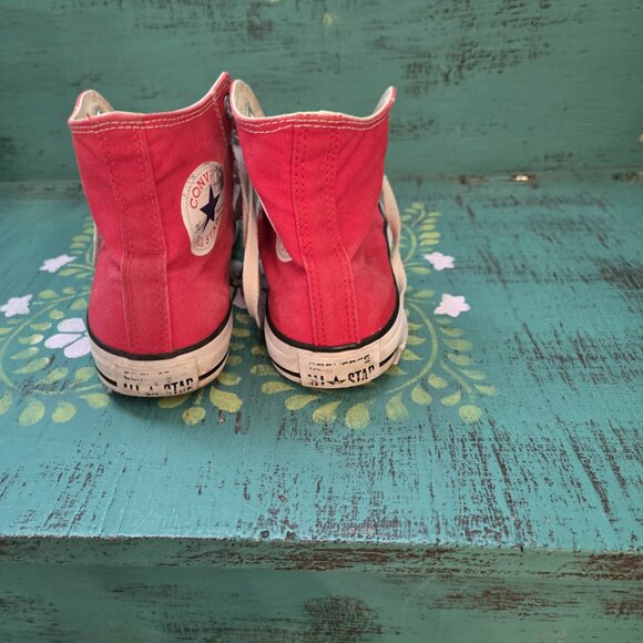 Converse All Star Chuck Taylor Hi-Top Classic Red Sneakers - Picture 2 of 5